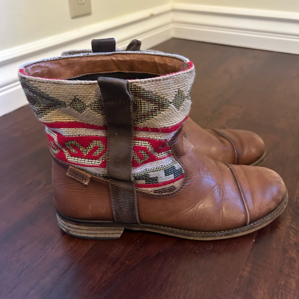 Vintage Pikolinos Booties (size 39/8.5)